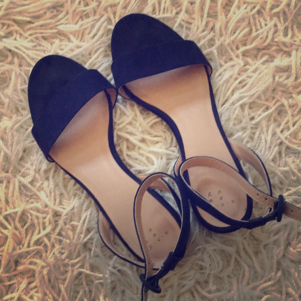 A new day block heel sandals